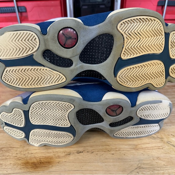 Jordan 13 size 11.5 - Picture 4 of 6